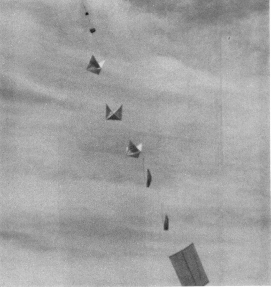 Project Mogul balloon-train diagram from the Air Force report